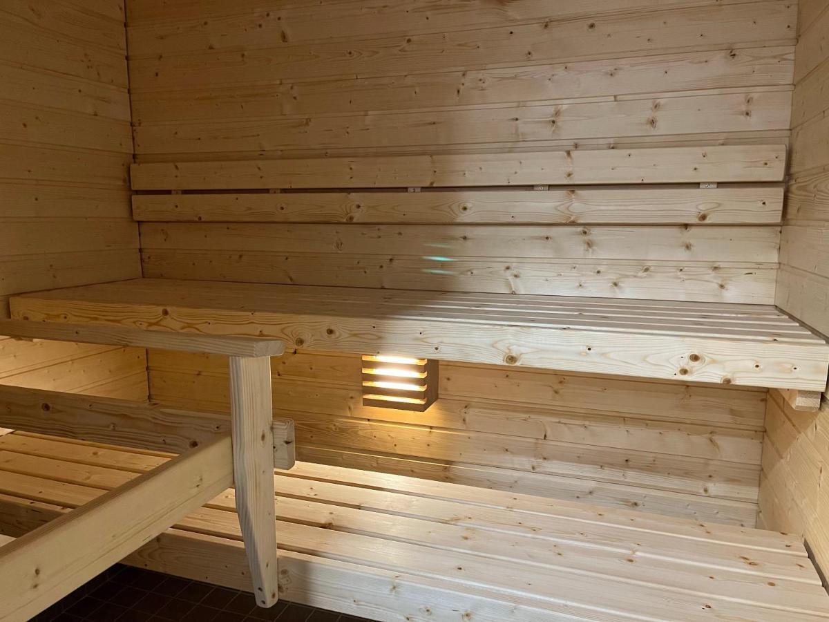 Snowflake Suites VIII With Private Sauna 罗瓦涅米 外观 照片